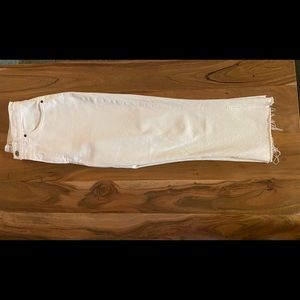 Abercrombie & Fitch Ultra High Rise Flare Jeans. Size 6.